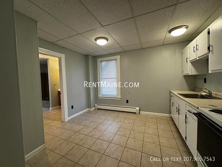 17 Edwards St #1 — Photo 2
