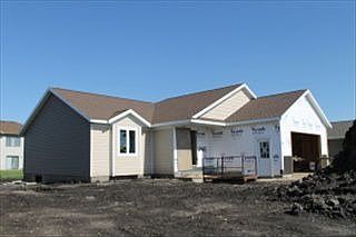 2nd image of 2465 Linhaven Pl