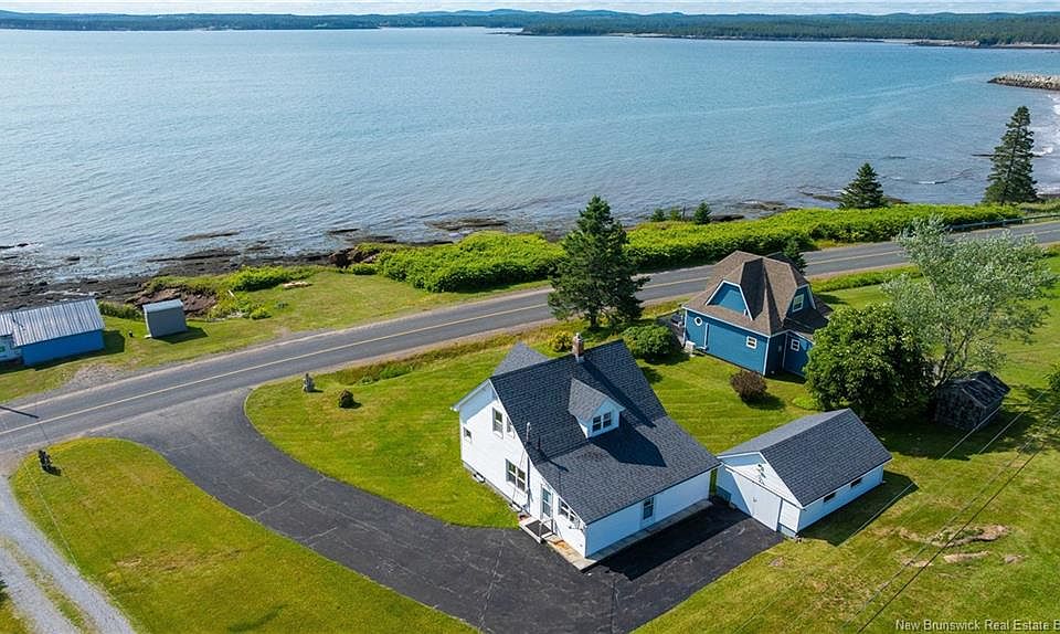 1st image of 243 Maces Bay Rd