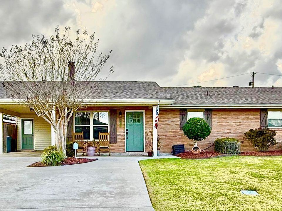 1st image of 1005 Delmar Rd