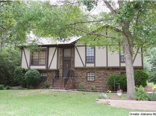 50 Southern Hills Ln, Calera, AL 35040