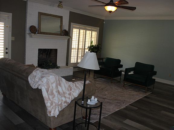 5th image of 3 Miriam Ct
