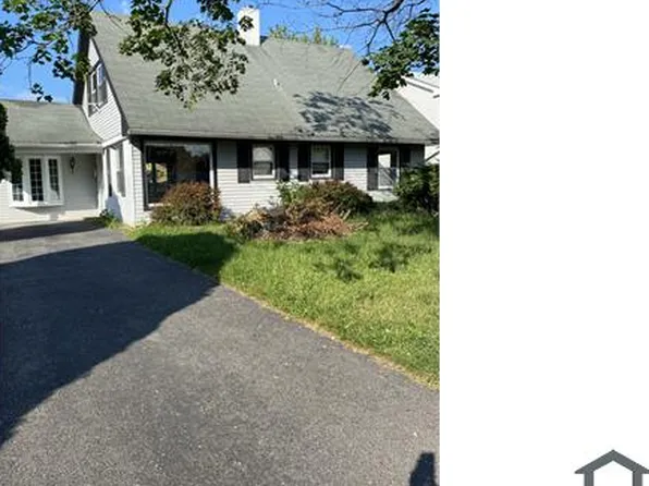 46 Beaverdale Ln, Willingboro, NJ 08046
