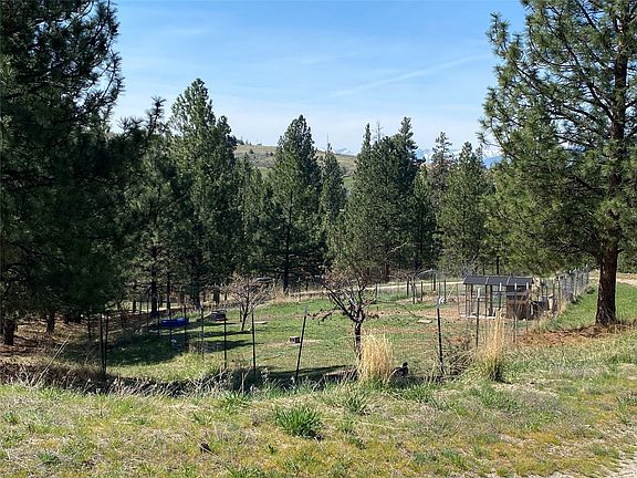 3rd image of 1116 Granite Creek Rd