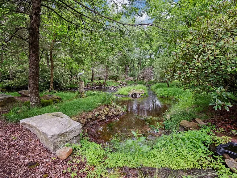 155 Tanglewood Dr — Photo 32