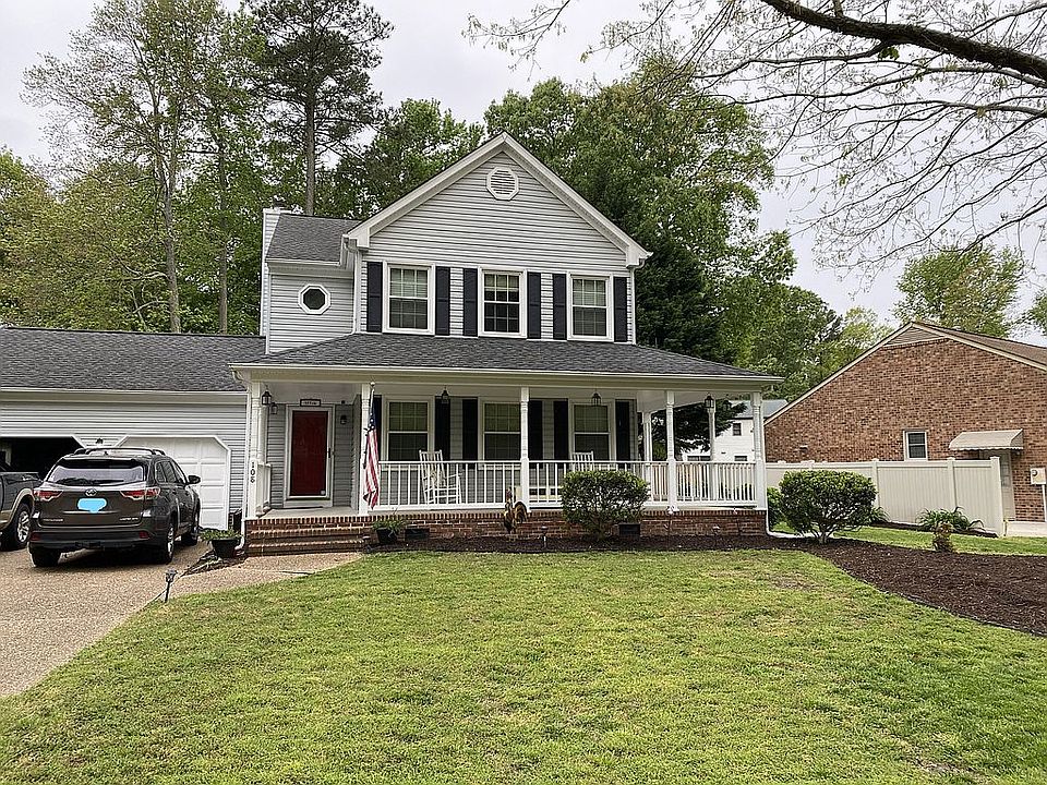 Lots of Curb appeal. 