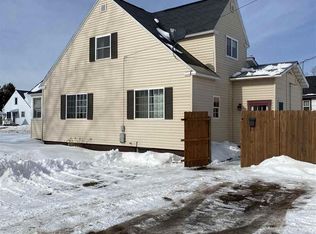 1302 N 2nd St, Ishpeming, MI 49849