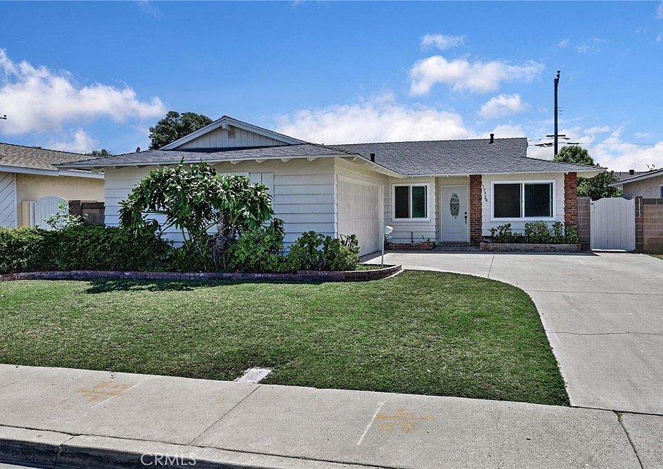 1st image of 17524 Thornlake Ave