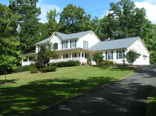 17300 Forestal Ct, Hughesville, MD 20637