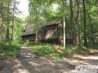 81 Mountain Rd, Rosendale, NY 12472