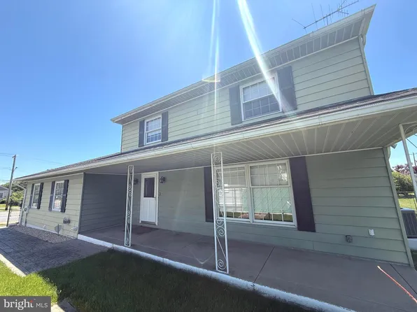 840 Welsh Rd, Philadelphia, PA 19115