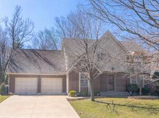1307 NW Hawk Crk, Blue Springs, MO 64015