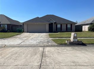 27 Grigio Loop, La Place, LA 70068