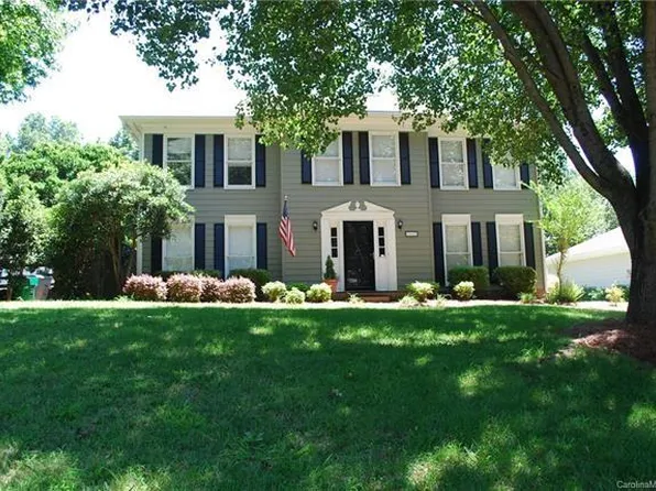 10620 Fairway Ridge Rd, Charlotte, NC 28277