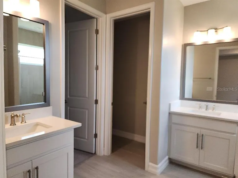 4712 Lagona Ln — Photo 17