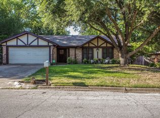 1801 High Ridge Rd, Benbrook, TX 76126