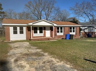 1306 Kienast Dr, Fayetteville, NC 28314