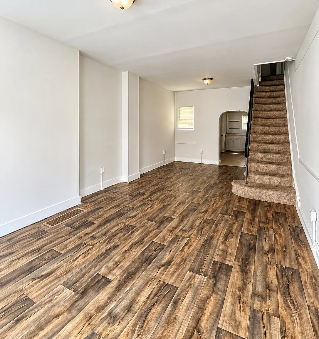 Available Now: Pet-Friendly 3-Bedroom Rental with Washer & Dryer — Photo 2