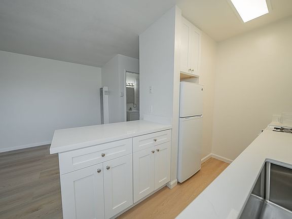 5th image of 1927 5th Ave APT 10