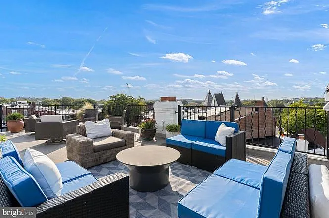 1829 5th St NW #Penthouse 3 — Photo 25