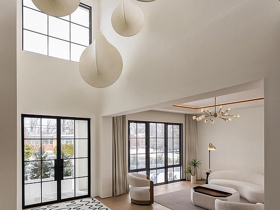 4th image of 6621 Haycock Rd