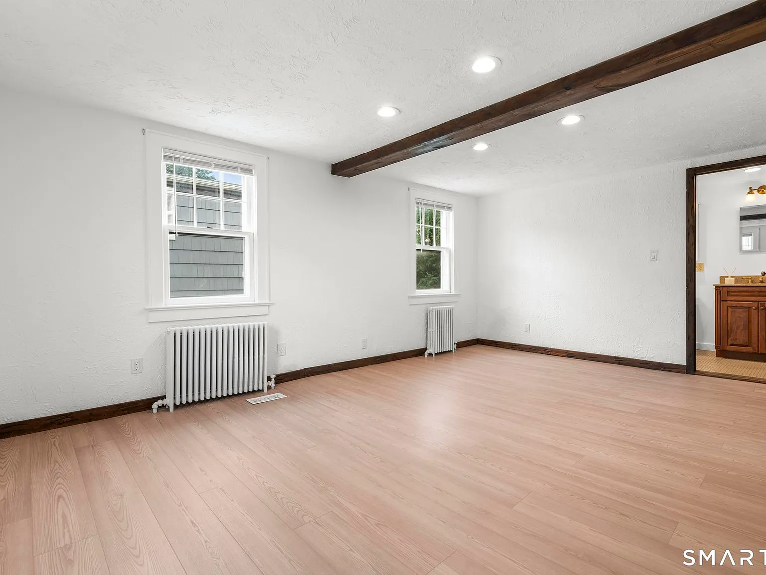 2 bed, 2.5 bath, 1632 sqft, $4,850 — Photo 2