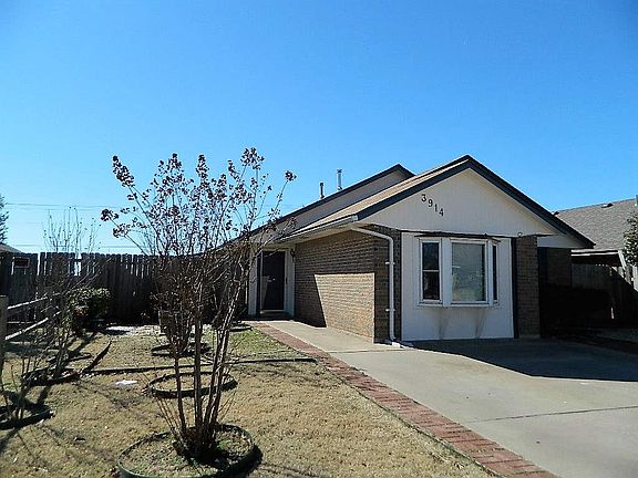 2nd image of 3914 SW Mesquite Dr