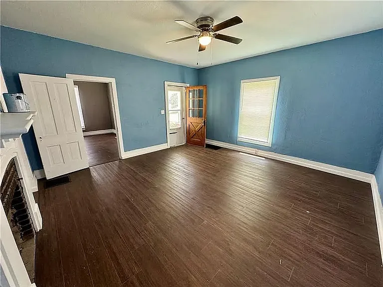 309 Broad St — Photo 11