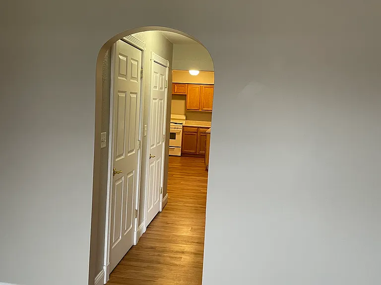 105 Grand St #2 — Photo 7