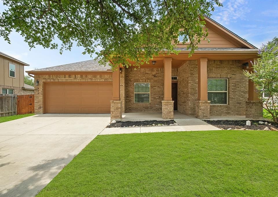 1st image of 712 Algerita Dr
