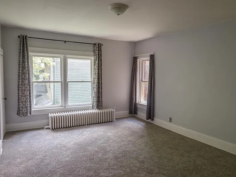 1019 Findley Ave — Photo 15