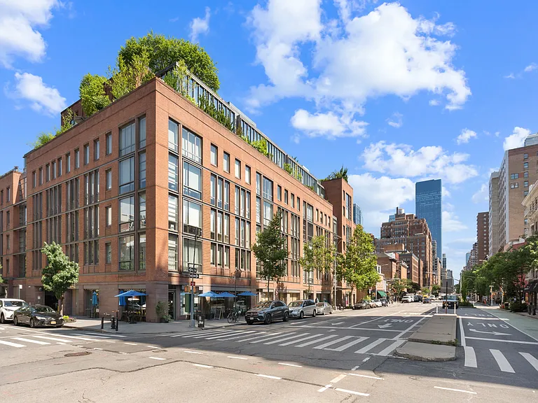 162 9th Ave #1B — Photo 8