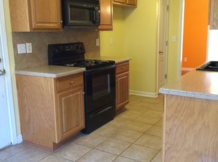 424 8th Ave SW, Childersburg, AL 35044