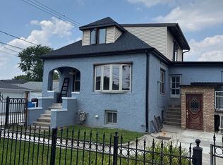 5712 W 56th St, Chicago, IL 60638