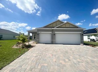 8808 Cascade Price Cir, North Fort Myers, FL 33917