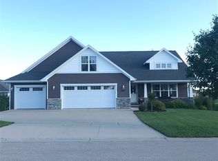 2915 Gardenia Dr, Appleton, WI 54913