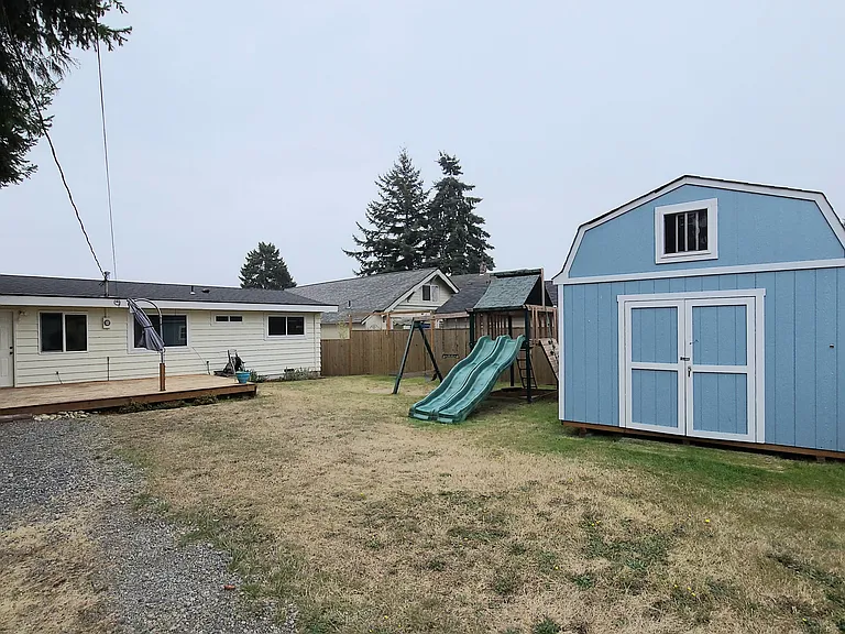 1614 Cedar St — Photo 12