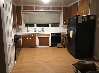 1125 E 46th St, Long Beach, CA 90807