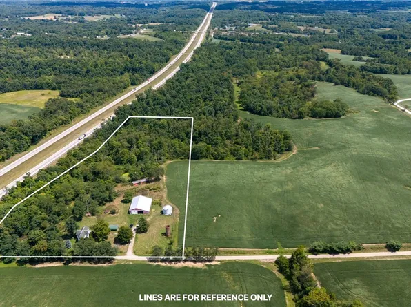 560 Trapp Ln, Hopewell, OH 43746