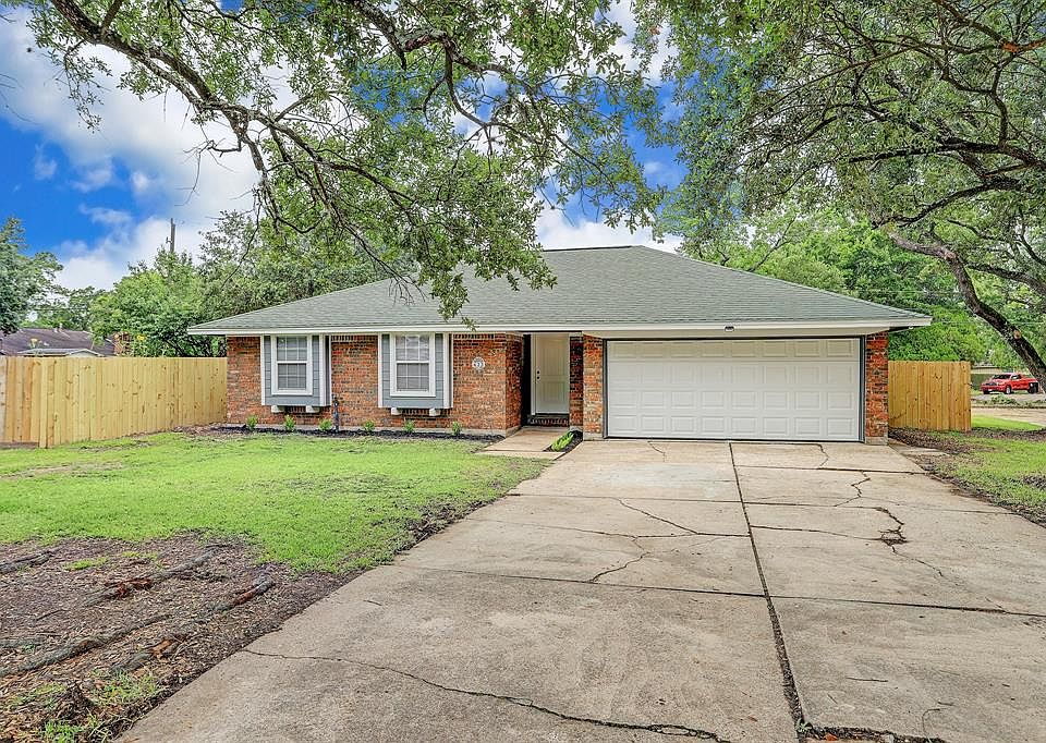 622 Grand Oaks Dr, Houston, TX 77015 | Zillow