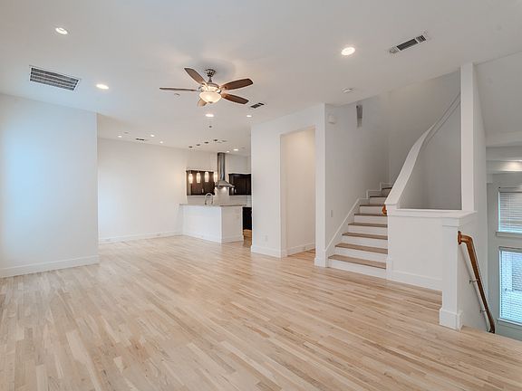 5th image of 5017 Manett St #103