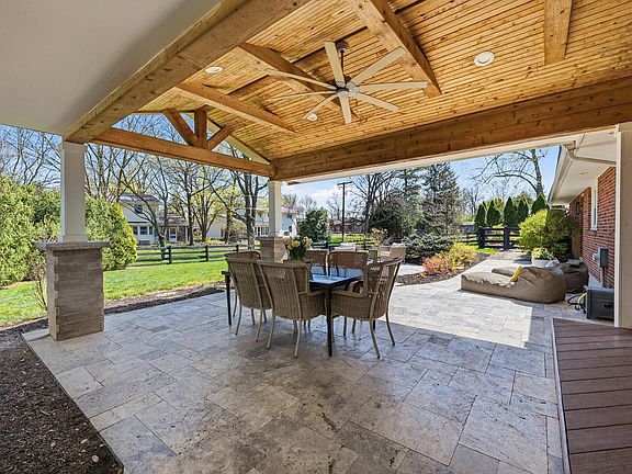 5th image of 7766 Candlewood Ln