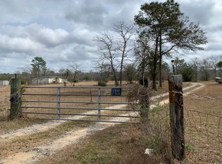3319 Waxmanski Rd, Chipley, FL 32428