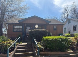 805 W Clayton St, Hugo, OK 74743