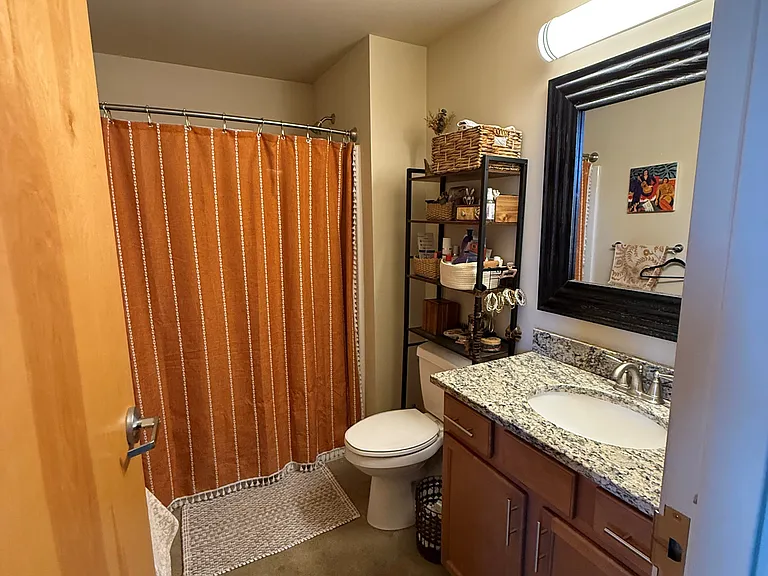 Bathrooms with bathtubs!