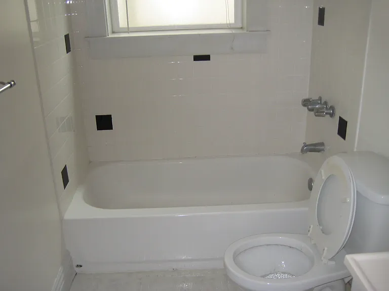 2140 B St — Photo 8