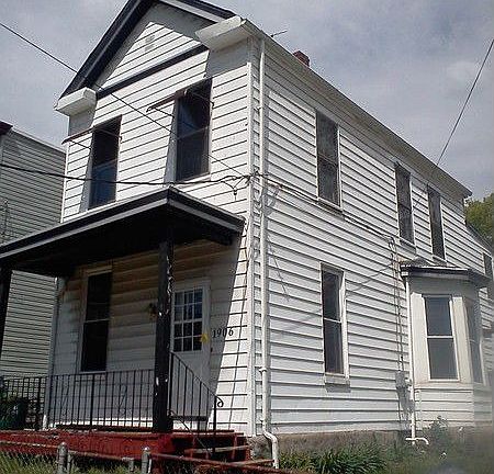 2nd image of 1906 Knox St