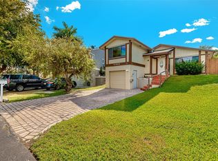 21803 SW 99th Ave, Cutler Bay, FL 33190