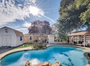 732 Springhill Dr, Hurst, TX 76054