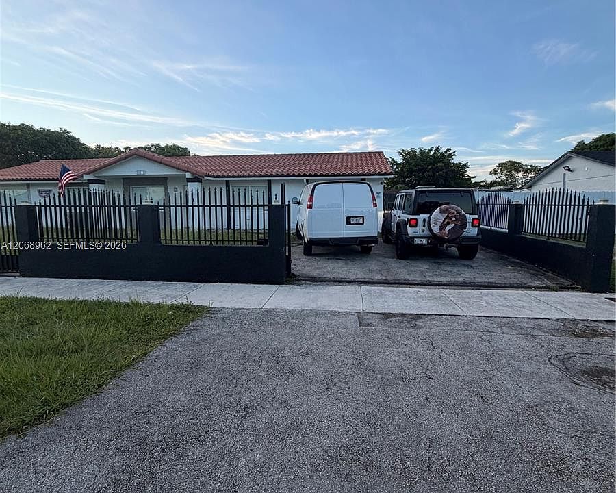 1st image of 15171 SW 70th St